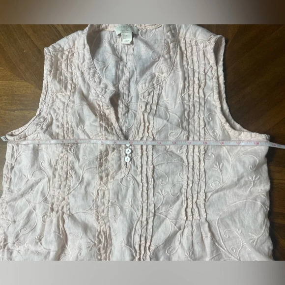 St. Tropez West 100 percent Linen Light Pink Sleeveless Embroidered Top Large - Picture 6 of 8
